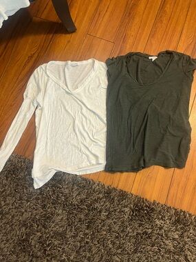 James Perse  Two Basic V-Neck Tees